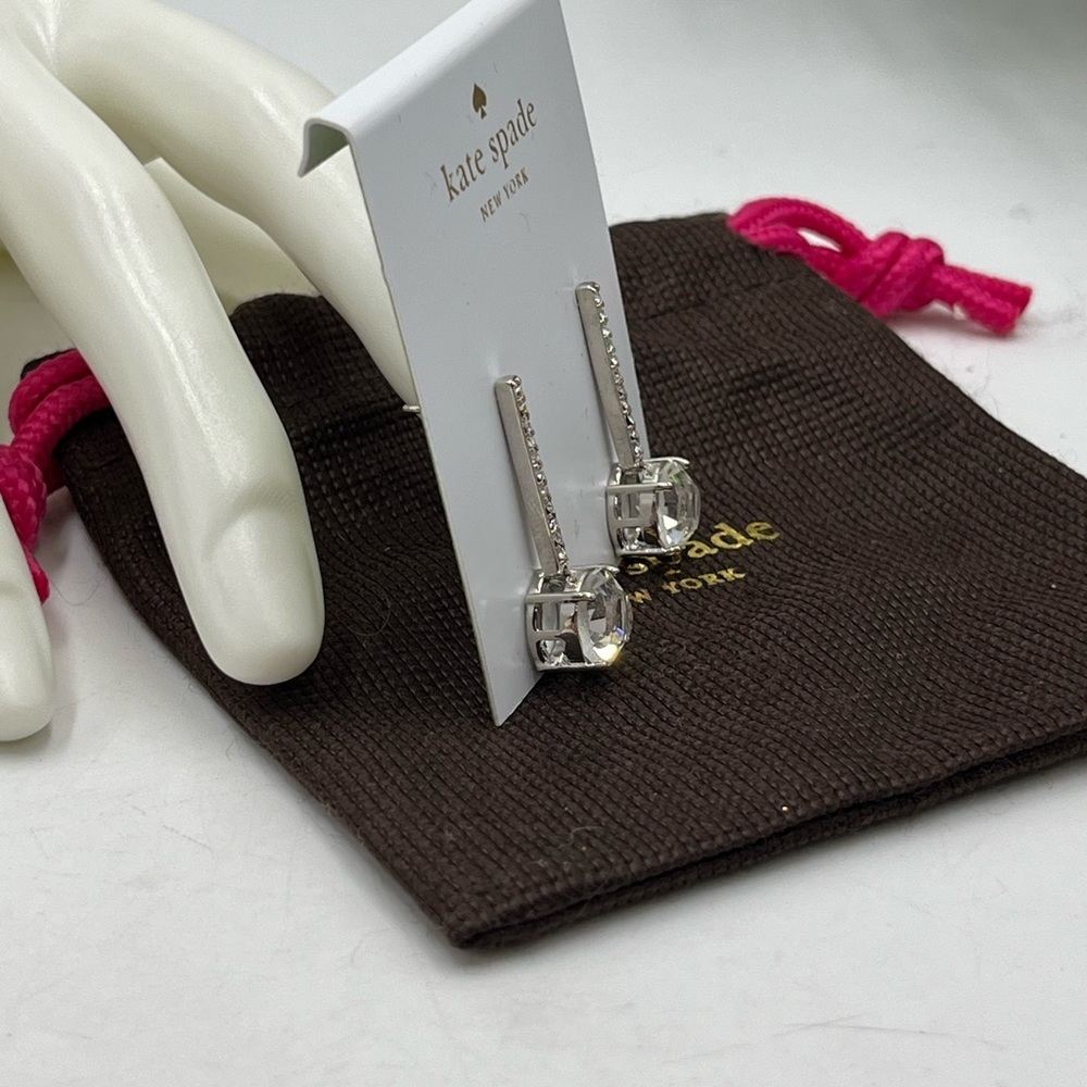 Kate Spade New York Faceted
Clink of Ice Linear Silver Plated‎ Drop Earrings New - Picture 6 of 12